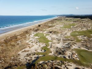 Tara Iti 15th Aerial Waves